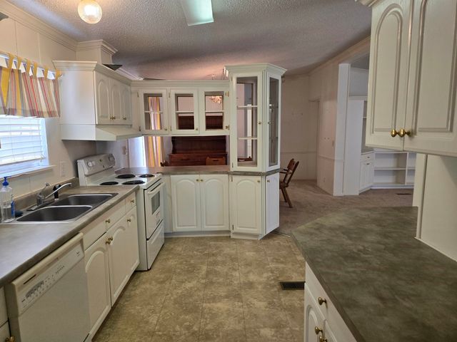 451 E Banks Dr., Garden City Beach, SC 29576