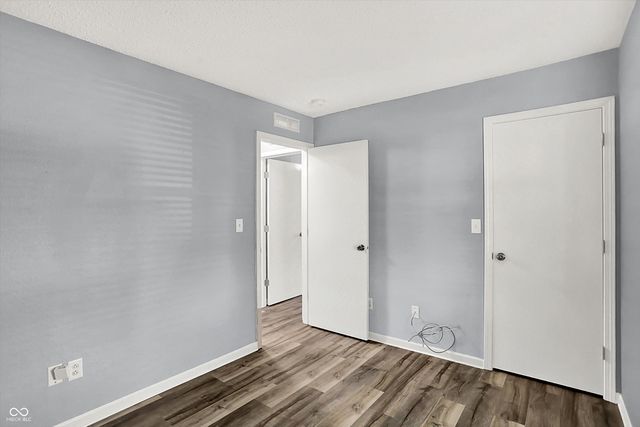 7102 Karst Court, Indianapolis, IN 46221