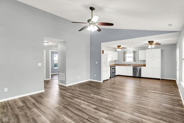 7102 Karst Court, Indianapolis, IN 46221