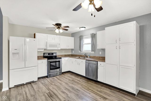 7102 Karst Court, Indianapolis, IN 46221