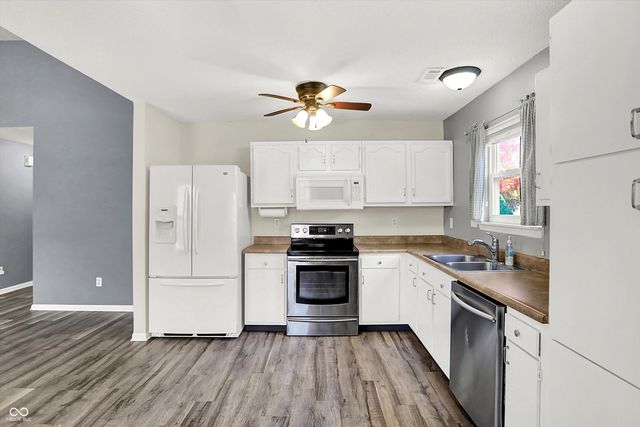 7102 Karst Court, Indianapolis, IN 46221