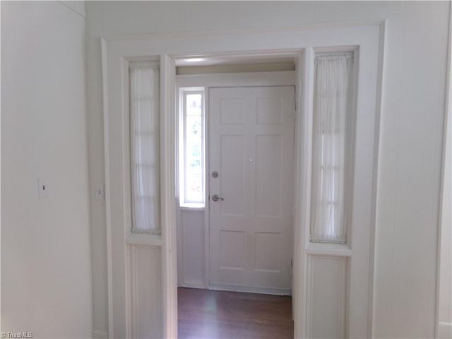 1529 First Street, Winston-salem, NC 27104