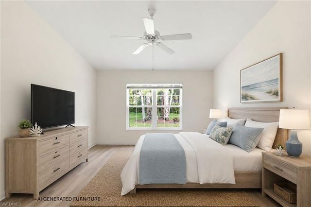 378 Melrose PL 4, Naples, FL 34104