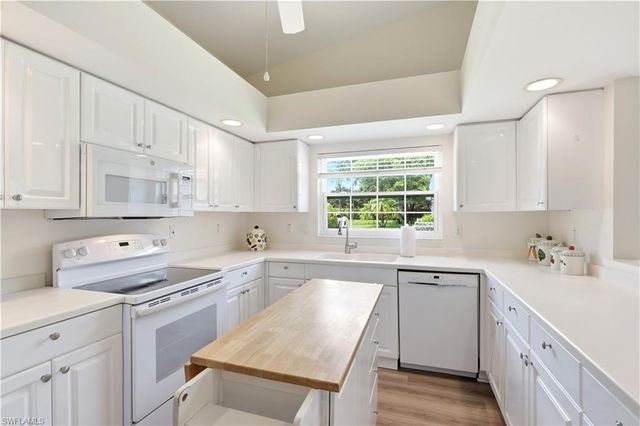 378 Melrose PL 4, Naples, FL 34104