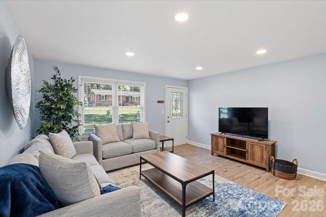 804 Princeton Drive, Kings Mountain, NC 28086