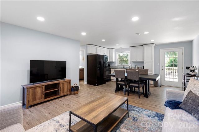 804 Princeton Drive, Kings Mountain, NC 28086