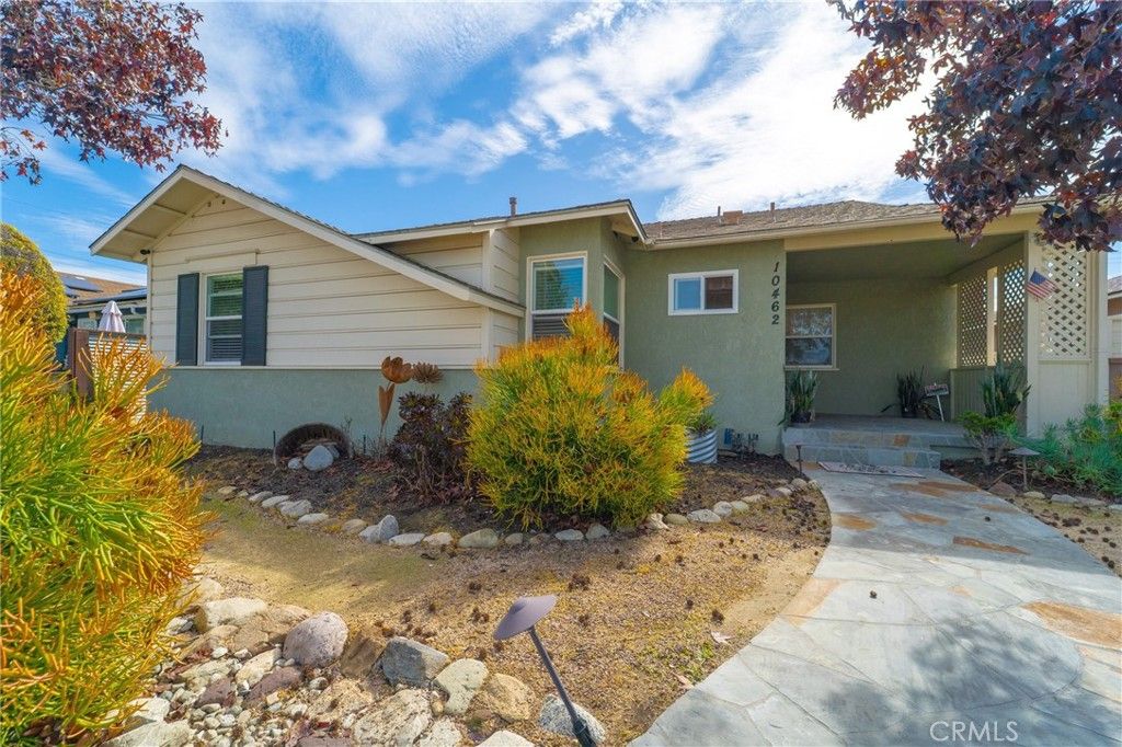 Image 1 of property listing at 10462 Somerset Boulevard, Bellflower, CA 90706
