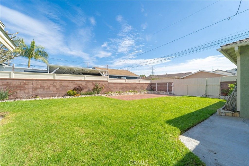 Image 29 of property listing at 10462 Somerset Boulevard, Bellflower, CA 90706
