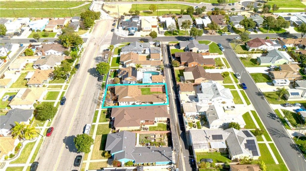 Image 36 of property listing at 10462 Somerset Boulevard, Bellflower, CA 90706