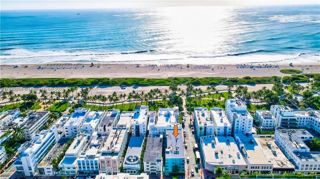 701 Collins Ave 1F, Miami Beach, FL 33139
