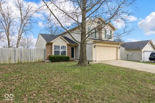 447 S Woodfield Lane, Bloomington, IN 47403