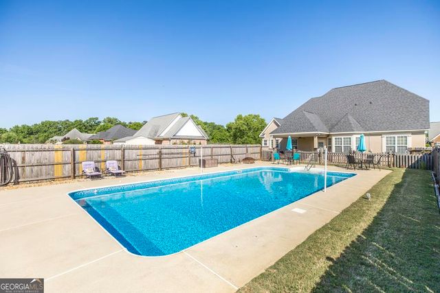 61 Peregrine Drive, Byron, GA 31008