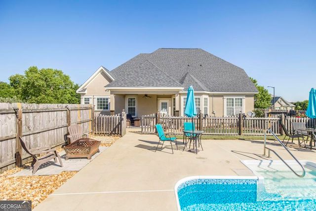 61 Peregrine Drive, Byron, GA 31008