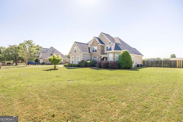 61 Peregrine Drive, Byron, GA 31008