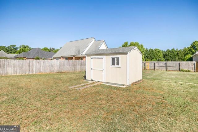 61 Peregrine Drive, Byron, GA 31008