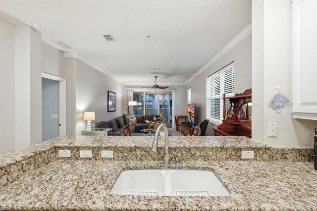 35 RIVERVIEW BEND S 1827, Palm Coast, FL 32137