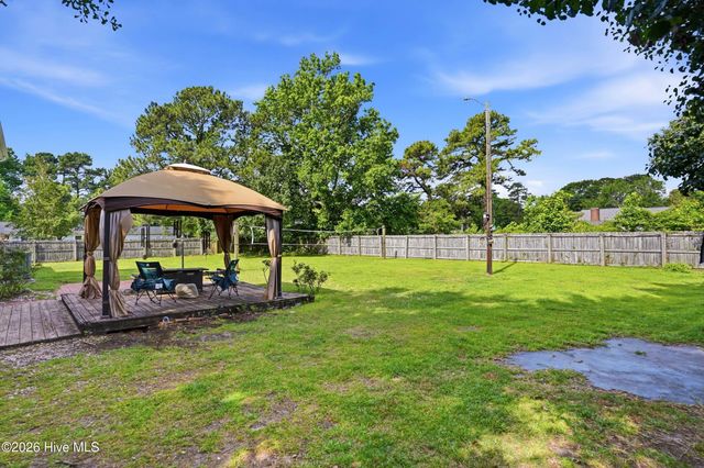 3622 Sutton Drive, Wilmington, NC 28409