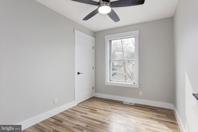 1366 VALLEY PL SE, Washington, DC 20020