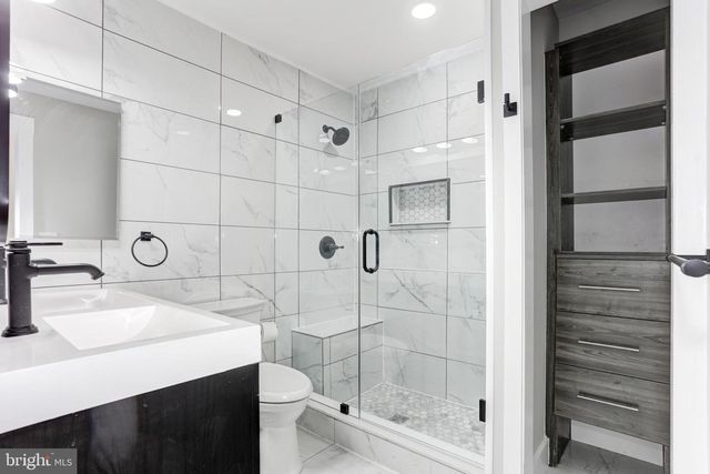 1366 VALLEY PL SE, Washington, DC 20020