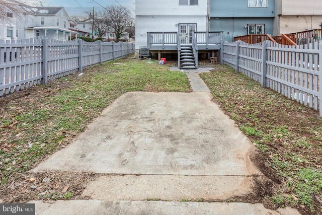 1366 VALLEY PL SE, Washington, DC 20020