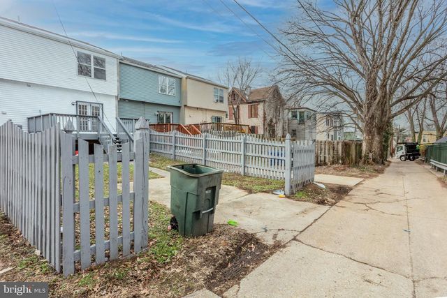 1366 VALLEY PL SE, Washington, DC 20020