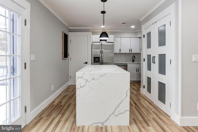 1366 VALLEY PL SE, Washington, DC 20020