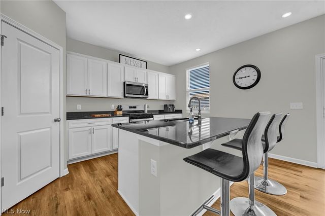 23544 Victory Lane, Columbia Station, OH 44028