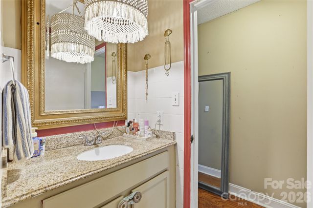 6337 Welford Road, Charlotte, NC 28211