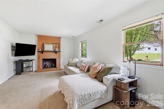 6337 Welford Road, Charlotte, NC 28211
