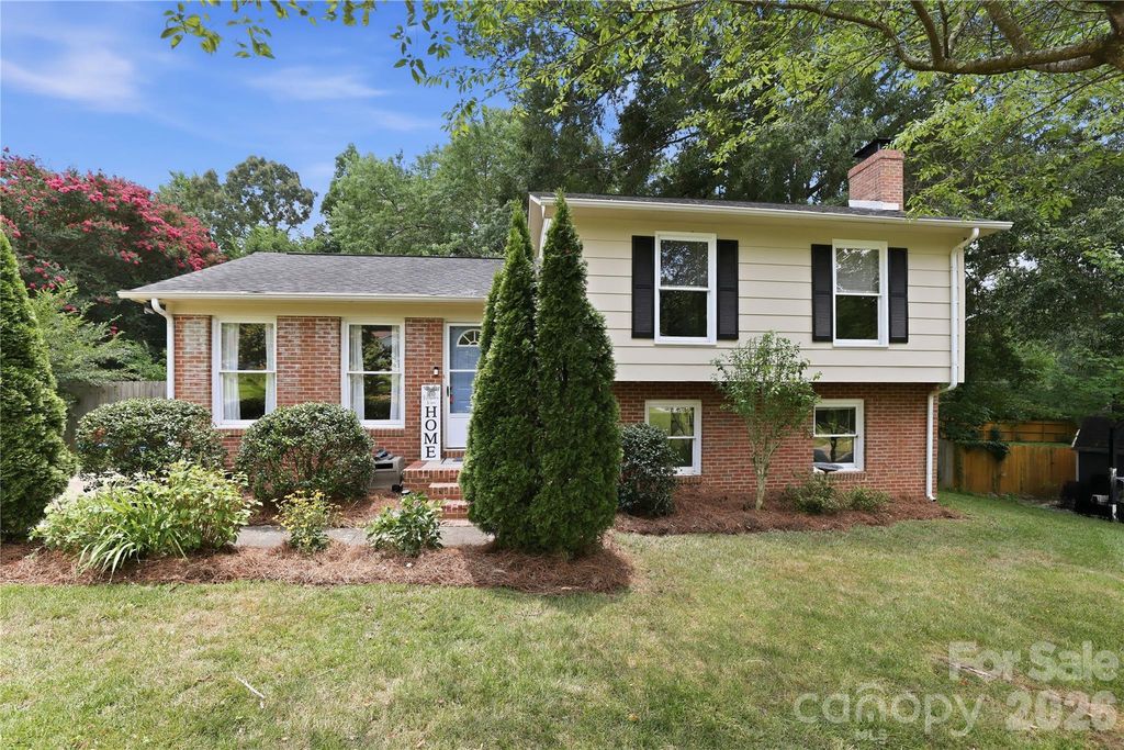 6337 Welford Road, Charlotte, NC 28211