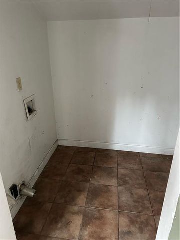 565 Westwood Street, Mobile, AL 36606