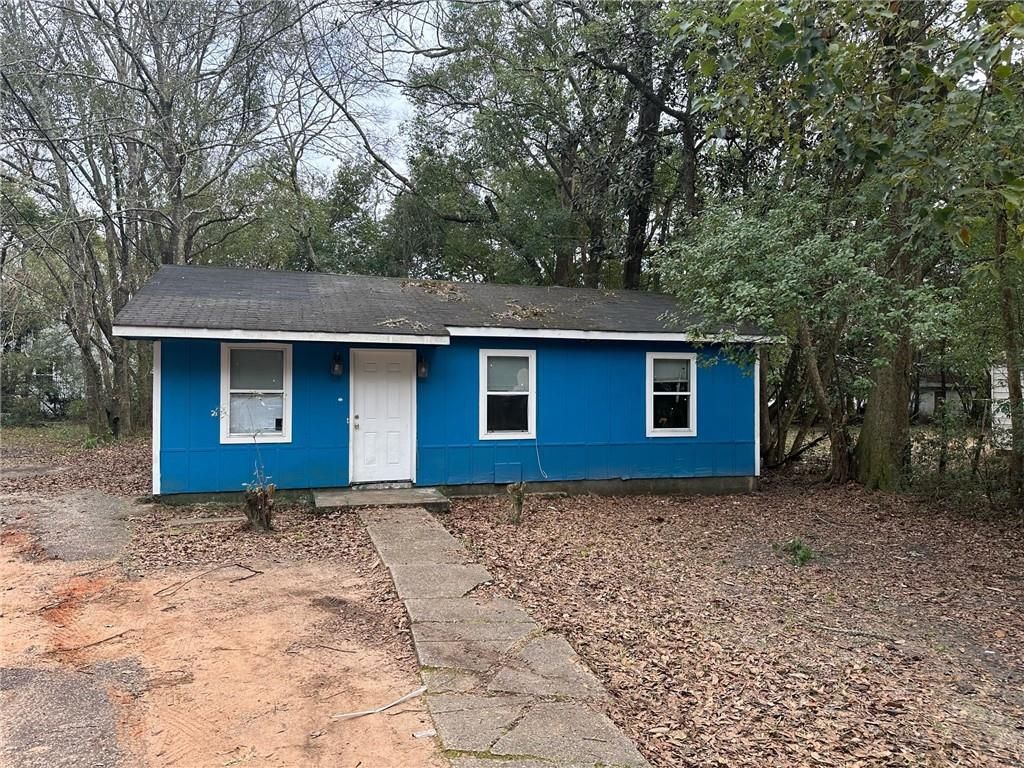 565 Westwood Street, Mobile, AL 36606