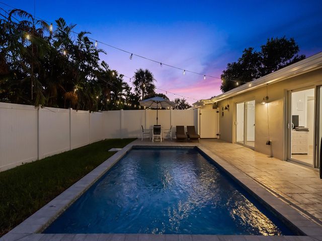 2100 NE 45th Street 1, Fort Lauderdale, FL 33308