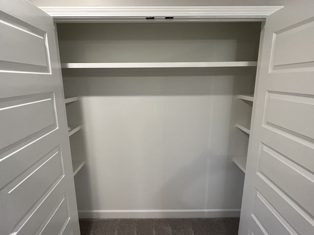 952 N Broadway, Portland, TN 37148