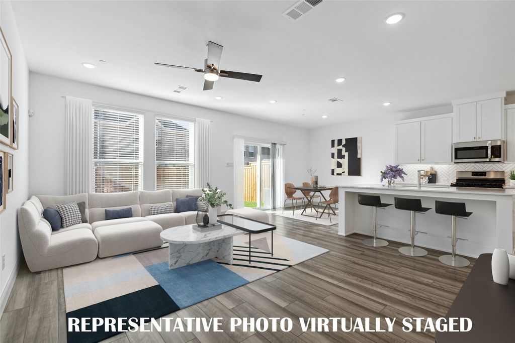 3704 Pierce Lane, Grand Prairie, TX 75052 — photo 3