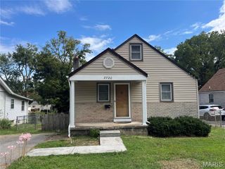 3720 High Drive, St Ann, MO 63074