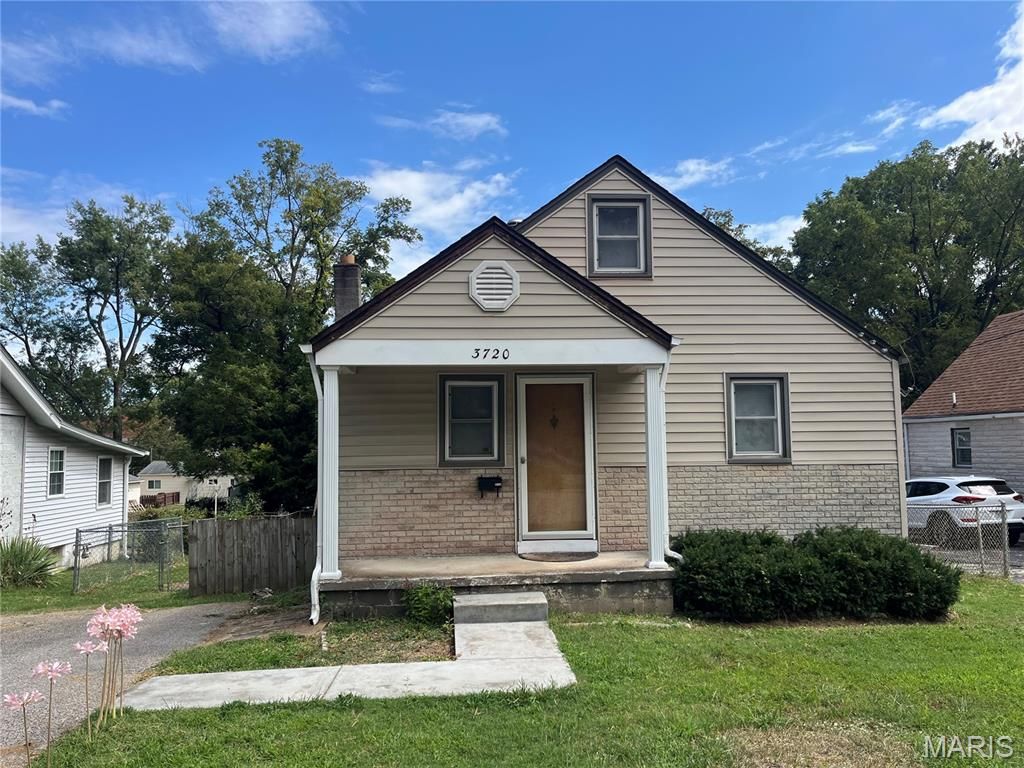 3720 High Drive, St Ann, MO 63074