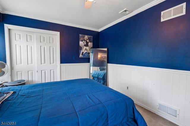 39 Robin Hood Way, Wayne Twp., NJ 07470