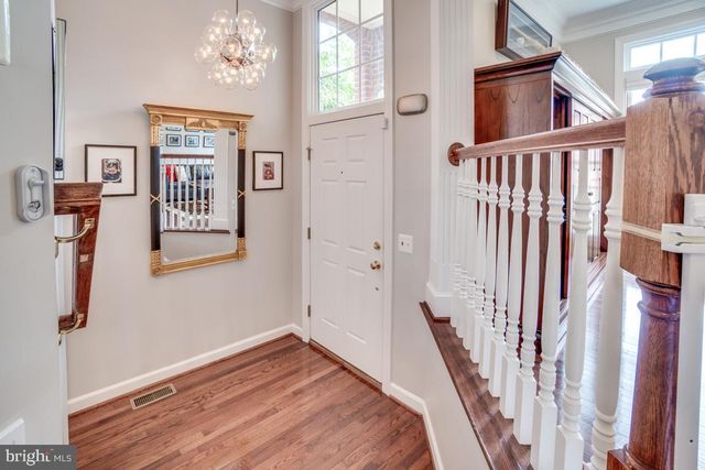 1685 HUNTING CREEK DR, Alexandria, VA 22314
