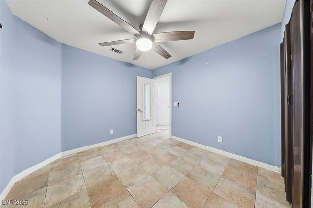 9429 Abalone Way, Las Vegas, NV 89117