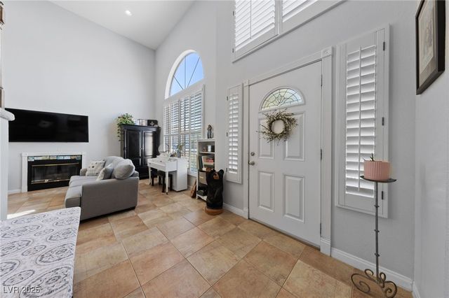 9429 Abalone Way, Las Vegas, NV 89117