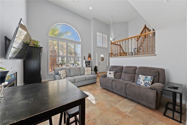 9429 Abalone Way, Las Vegas, NV 89117