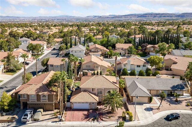 9429 Abalone Way, Las Vegas, NV 89117