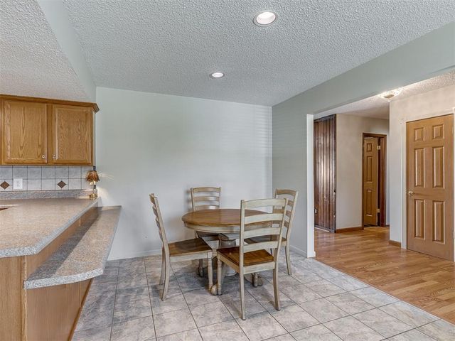 2010 Bonnycastle Lane, Yukon, OK 73099