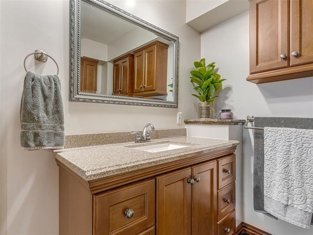 2010 Bonnycastle Lane, Yukon, OK 73099