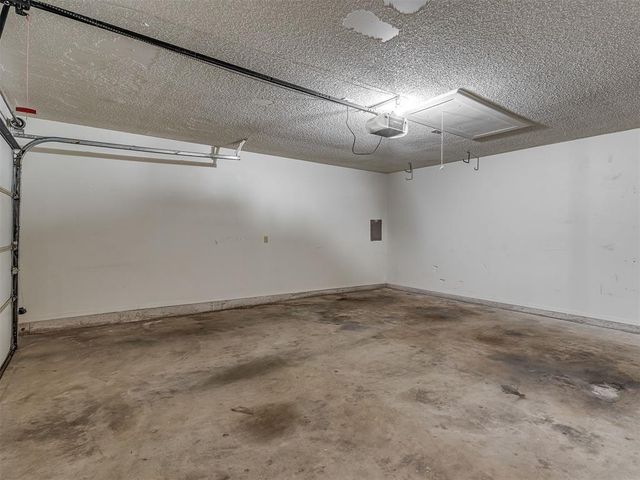 2010 Bonnycastle Lane, Yukon, OK 73099