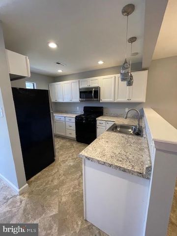 508 BLACKBIRD DR, Bear, DE 19701