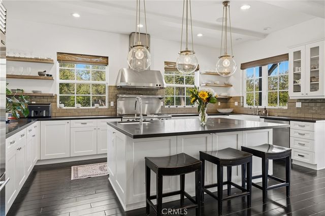 28850 Hampton Place, Malibu, CA 90265
