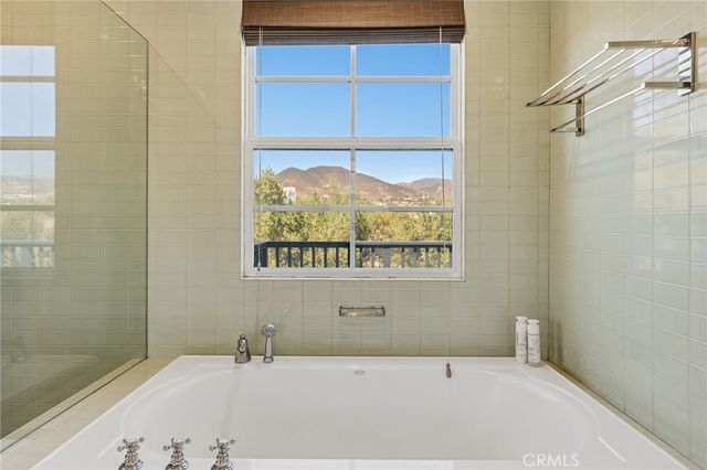 28850 Hampton Place, Malibu, CA 90265