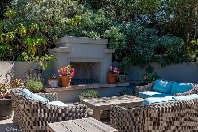 28850 Hampton Place, Malibu, CA 90265